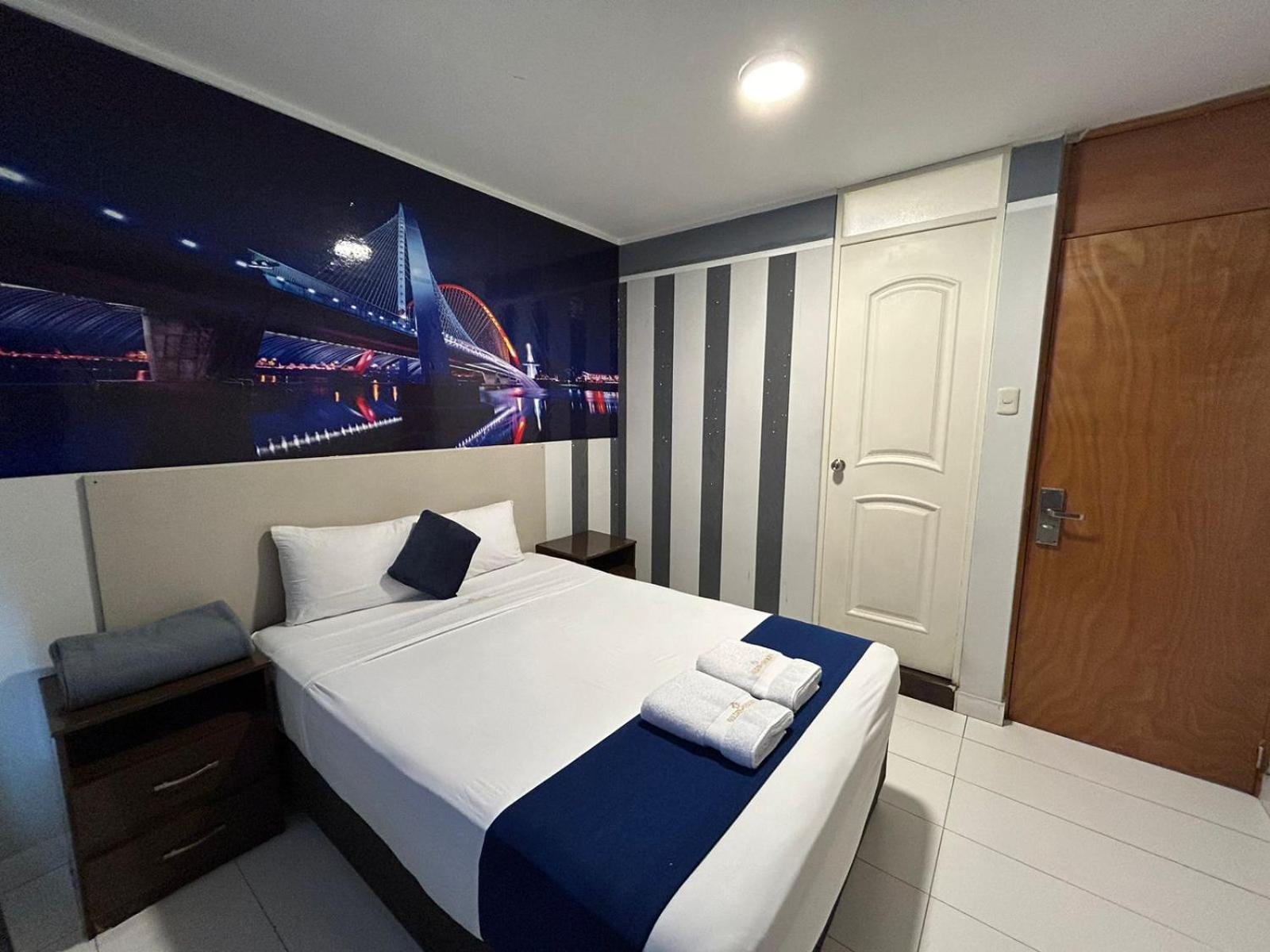 Golden Dream'S Hotel Lima Bagian luar foto