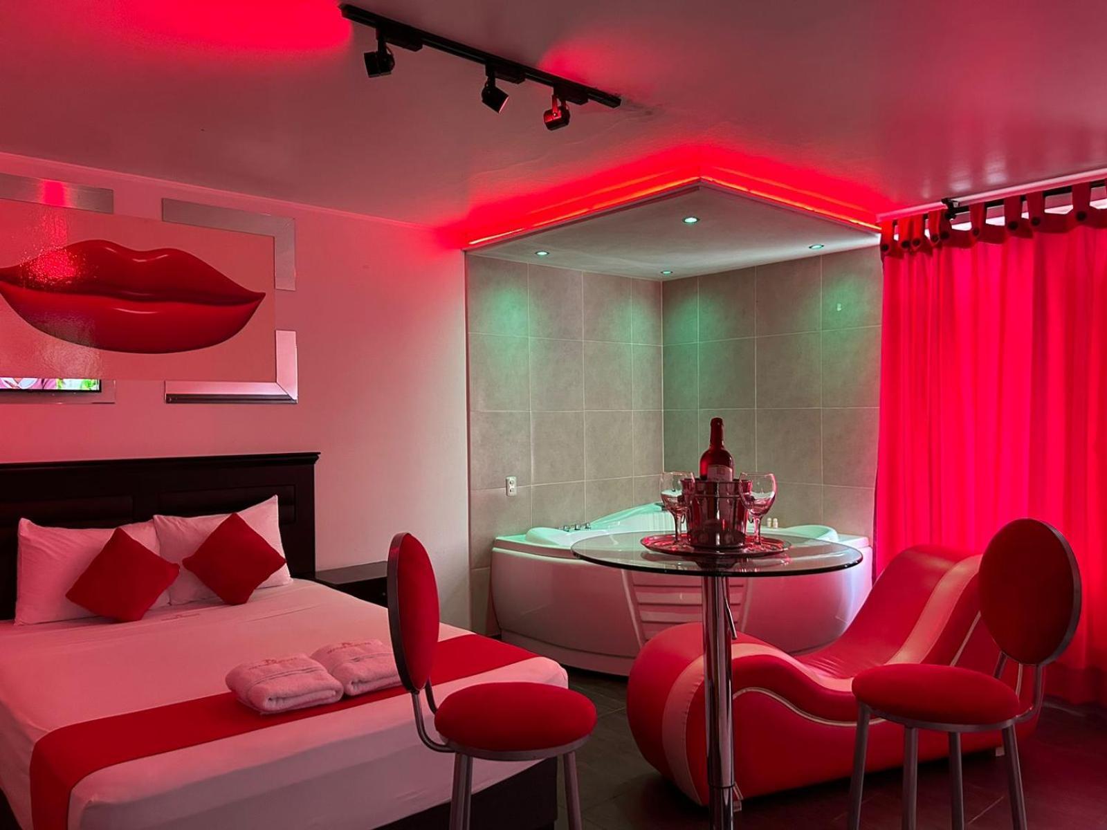 Golden Dream'S Hotel Lima Bagian luar foto