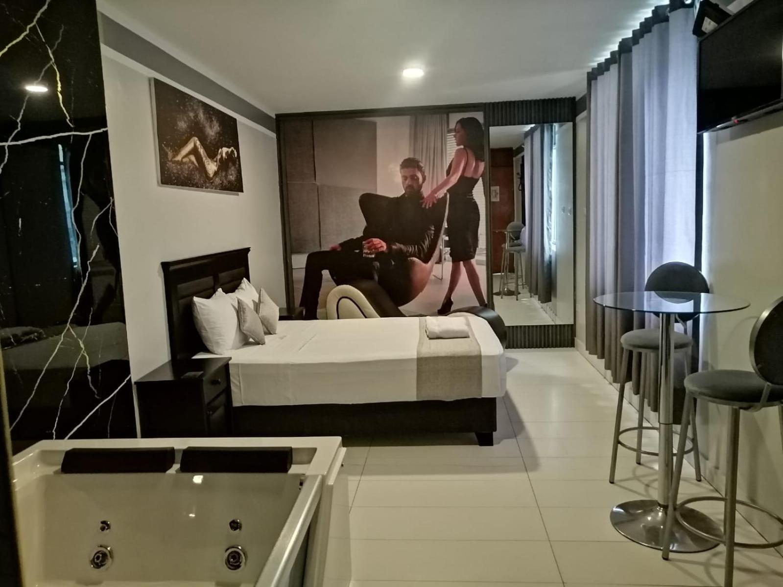 Golden Dream'S Hotel Lima Bagian luar foto